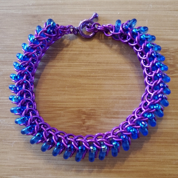 Handmade Chainmail Bracelet Violet Blue Unisex - Picture 2 of 7